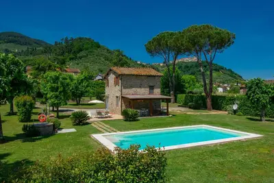 Image de Maison de vacances privée avec piscine privée, climatisation, Wifi, Tv, terrasse, parking