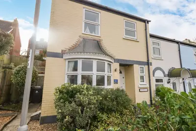 Amaranta, pet friendly, with a garden in Brewers Quay Harbour