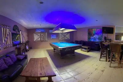 Monty's Riverside View Resort by Cocotel