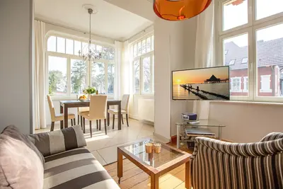 Image de House on the Hill, The Classic 03