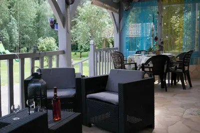 Image de Maison en pierre avec grand jardin, proche Vézère, idéale pour familles et amateurs de pêche