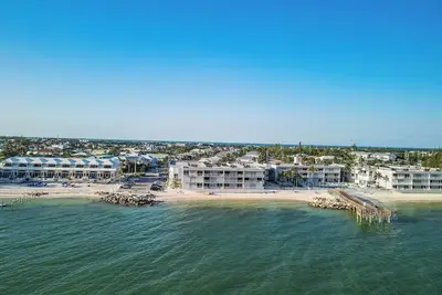 Image de Keys Please in Key Colony Beach