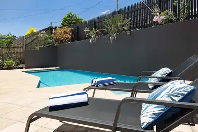 Image de Balmoral Pool Home|City Skyline Views|Pet Friendly