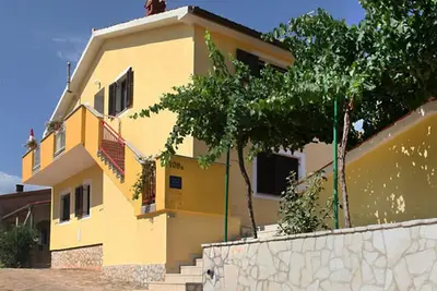 Image de Cozy 1 bedroom apartment with balcony