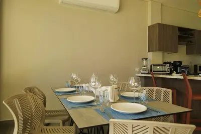 Image de Appartement fantastique neuf à Saboga avec piscine et plage