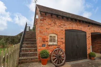 Image de The Loft Room, romantic, character holiday cottage in Newent