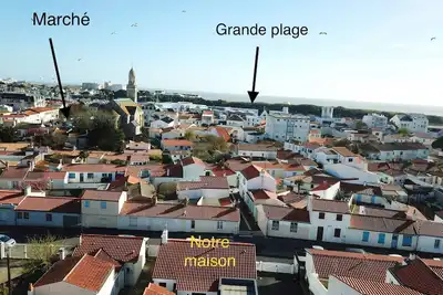 Image de Villa en plein centre ville avec jardin