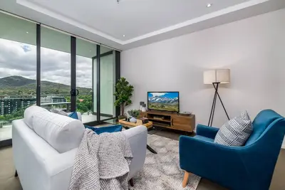 Image de Executive Balcony Apartment in Central Canberra