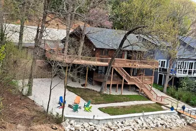 Image de Lake Front House