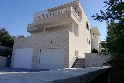 Image de Appartement de vacances Primosten pour 1 - 6 personnes avec 2 chambres à coucher - Appartement de va