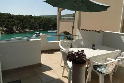 Image de Appartement de vacances Primosten pour 1 - 5 personnes avec 2 chambres à coucher - Maison mitoyenne