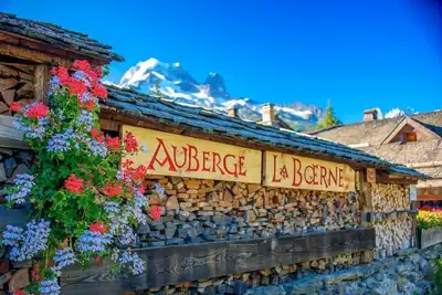 Image de Gîte/Refuge de montagne 31 lits Magnifique vue chaîne du Mont Blanc