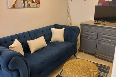 Image de Studio expat Lac2 Great Location with garden! ! !