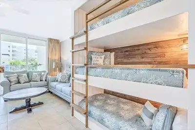 Image de Waterscape B218~Ground Level to Pool~1 Bedroom~Bunk House!