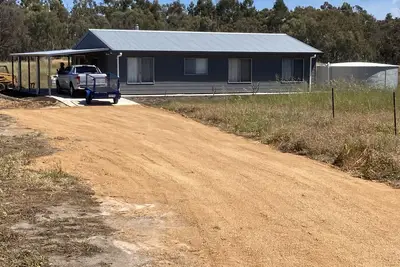 Image de Tranquility on 10 acres with Hotham River on your doorstep.