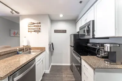 Image de GrandView 205 - Luxury Waterfront Condo