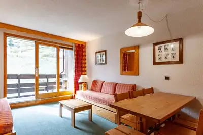 Image de Appartement avec balcon, proche des pistes et commerces