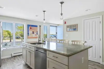 Image de Unit 144 Poolside 4bd--A/C, Private Balcony, Association Beach & Pool