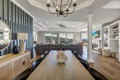 Image de Panoramic views of Lake Travis & Tx Hill Country
