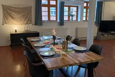 Large apartment over 2 floors, 105 square meters for up to 6 people. Central and quiet