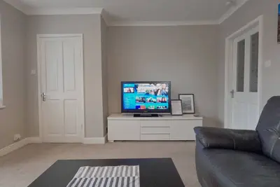 Image de Entire House, 4 Bedroom, Parking, WiFi, Bus\/Train