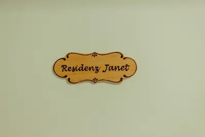 Image de Residence Janet by MoniCare Apartment with fireplace en suite with balcony