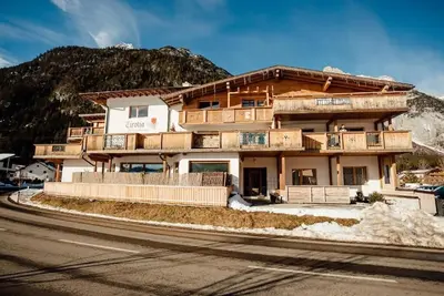 Image de Monty by MoniCare High-quality, spacious apartment with private infrared cabin