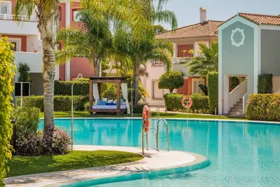 Image de Belle maison à Estepona avec WiFi