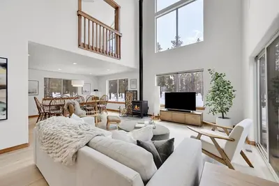Image de Pine View Home - 6bdr/5bath - 3 King/3 Queen - Private on 5 Acres