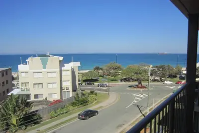 Image de Subiaco Unit 6 - Family friendly, 3 bedroom apartment offering breathtaking panoramic ocean views