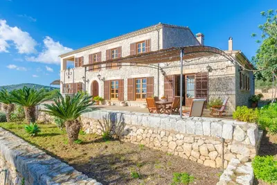 Fabulous country house with pool
