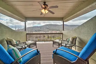 Image de Cozy Young Harris Condo Near Lake Chatuge!