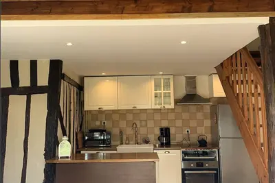 Image de Le Coulimachon: 2 houses on wooded land, swimming pool & water court