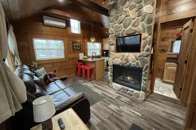 Image de Cottage “6th Lake\" 2 Bedroom Cottage at The Lakes Old Forge