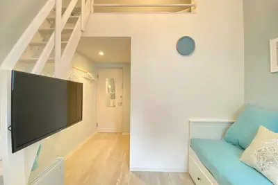 Image de S Tiffany Blue Newly built Westernstyle buildin / Osaka Ōsaka