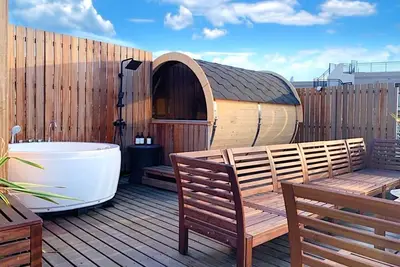 Image de 1 minute walk to the sea | Sauna Bbq | Isshiki Bea - Hayama Theterrace House / Miura-gun Kanagawa