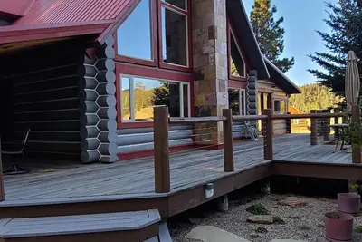 Image de Spacious cabin in Angel Fire area - 6 miles to ski slopes and recreation area