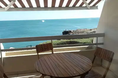 Image de Sète, Face à la mer