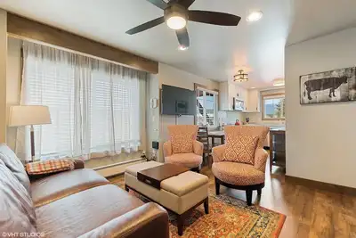 Image de Whitefish Condo, downtown, minutes from Dining, Activities