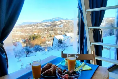 Image de Tiny house with spectacular view of the valley and mountains