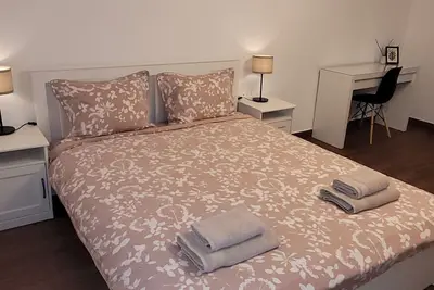 Image de Rose Garden House 2