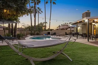 Image de Relax in Style! North Phoenix Home w/ Heated Pool, New Hot Tub & Games!