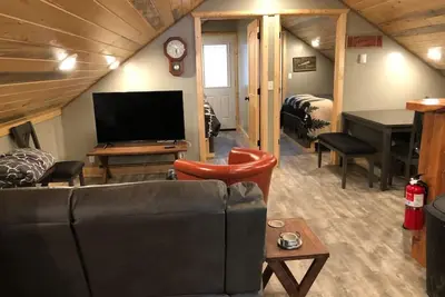 Image de Newly Built, Rustic Loft, Kitchen, Washer & Dryer