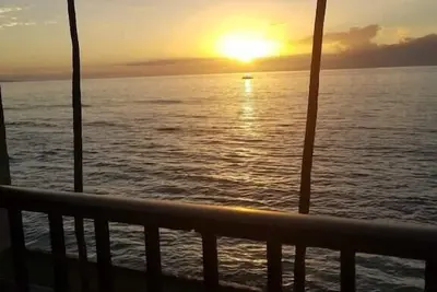 Bring the Family The NoniLunas - 2 Oceanfront Units -Sleeps 19 & 2 Pack 'n Plays