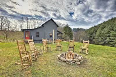 Image de Stylish Vilas Hideaway: Hike, Ski & Explore!