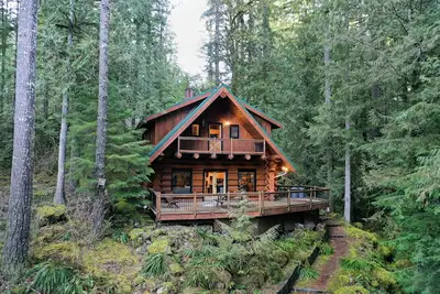 Image de Rustic Lux Log Home w/Hot tub, Sauna, Pet Friendly and Mtn View