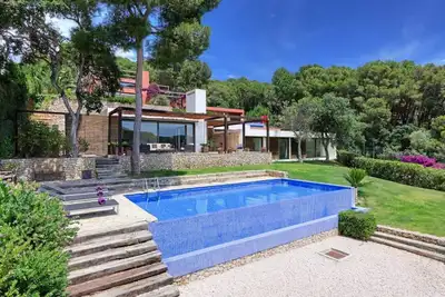***Tamariu Villa*** 4 Bedrooms | Private Pool | Sea Views | Free A/C | Free Wifi | Bbq