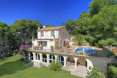 Image de ***Tamariu Villa*** 3 Bedrooms | Private Pool | Sea Views | Free Wifi | Bbq