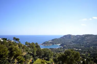 ***Begur Villa*** 4 Bedrooms | Private Pool | Free A/C | Free Wifi