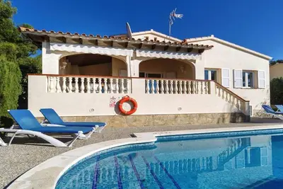 Image de ***Son Bou Villa***3 Bedrooms | Private Pool | Free A\/C | Free Wifi | Bbq
